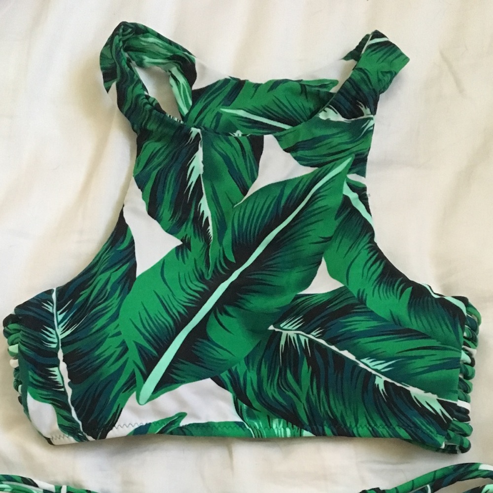 Leaf bathing suit